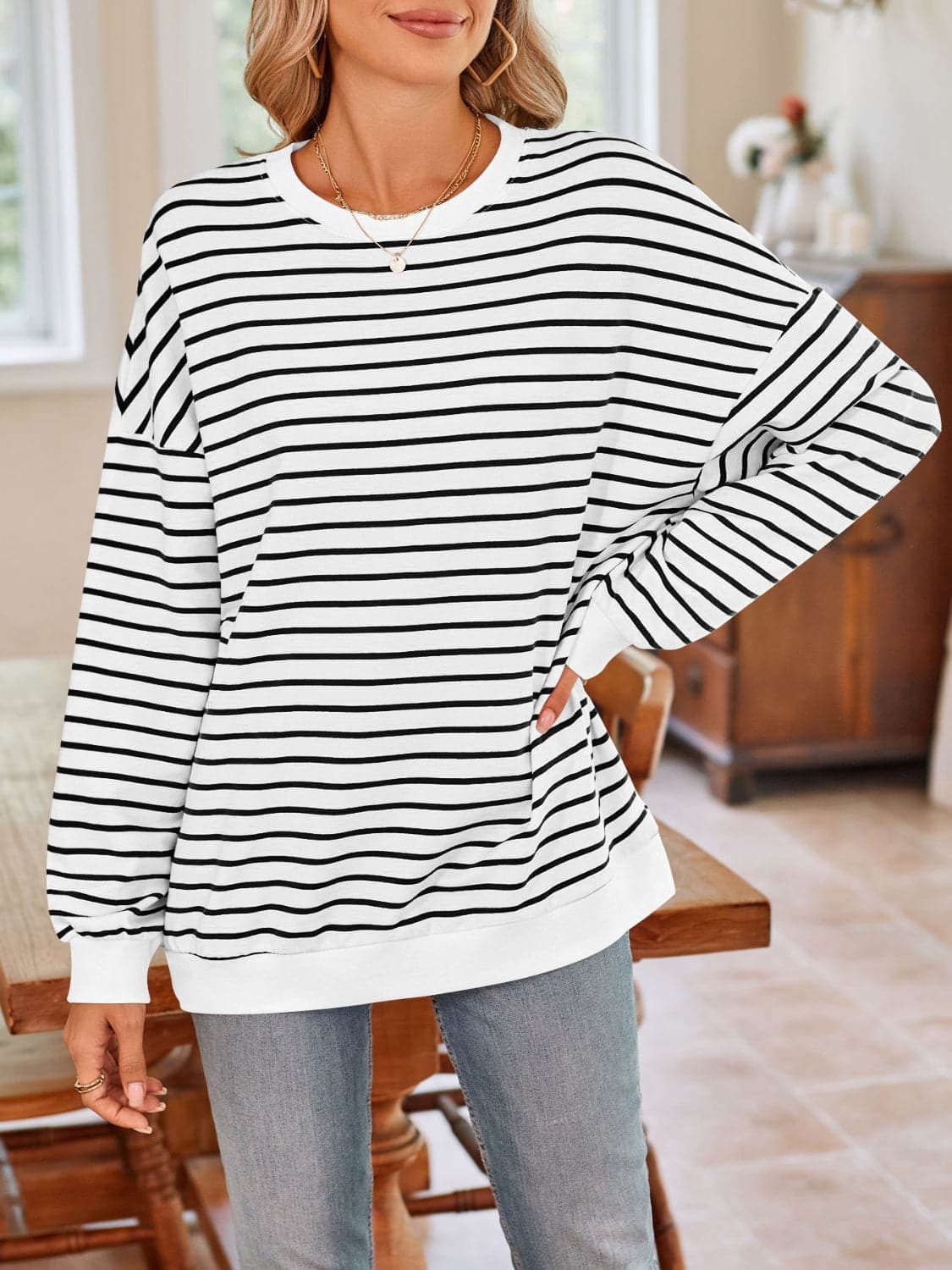 Cozy striped long sleeve crewneck sweatshirt