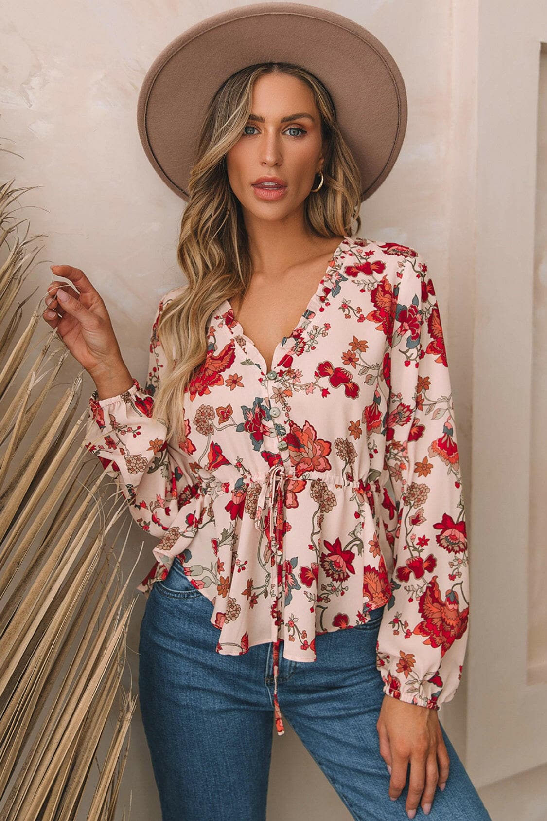 Floral V-Neck Drawstring Peplum BlouseExperience Elegance: Floral V-Neck Drawstring Peplum Blouse
 
 
Floral Sophistication: Embrace a touch of nature with the beautiful floral pattern adorning this blouLove Salve -Neck Drawstring Peplum BlouseBlouses