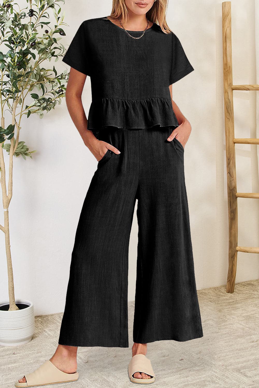 Peplum Round Neck Short Sleeve Top and Pants Set.