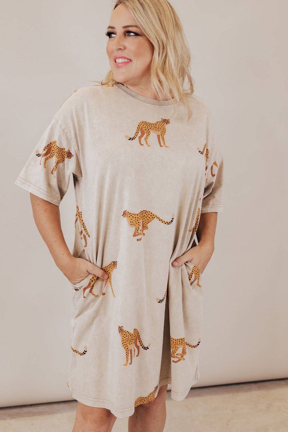 Apricot Plus Size Cheetah Print T Shirt Mini Dress With Side Pockets Dear-Lover Dropshipping