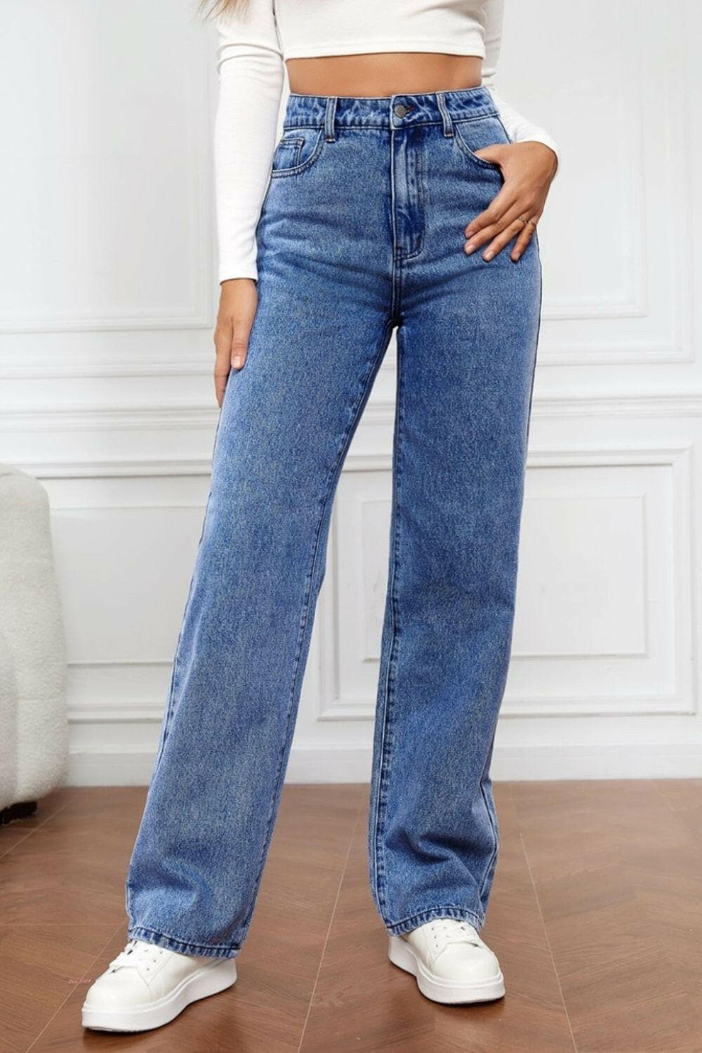 High Waist Straight Jeans.