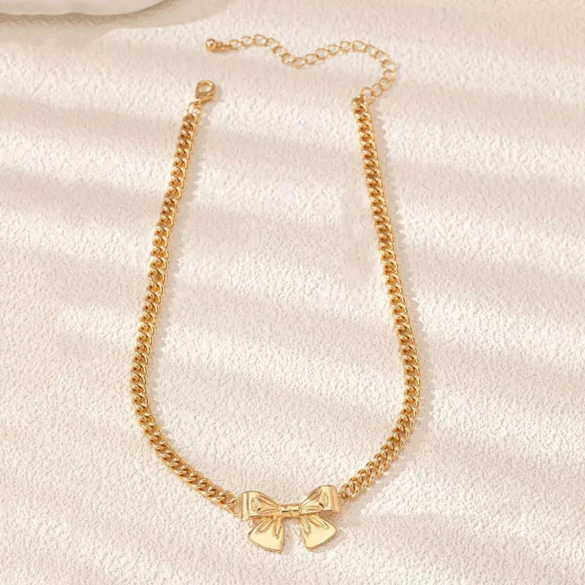 18K Gold-Plated  Bowknot Chain Necklace Simply Love