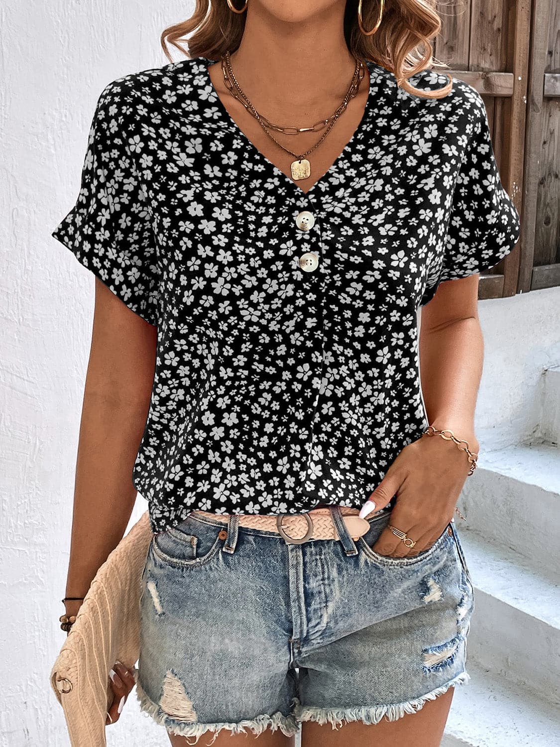 Printed V-Neck Short Sleeve Blouse.