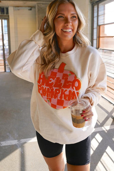 Autumn vibes: White pumpkin patch pullover sweatshirt