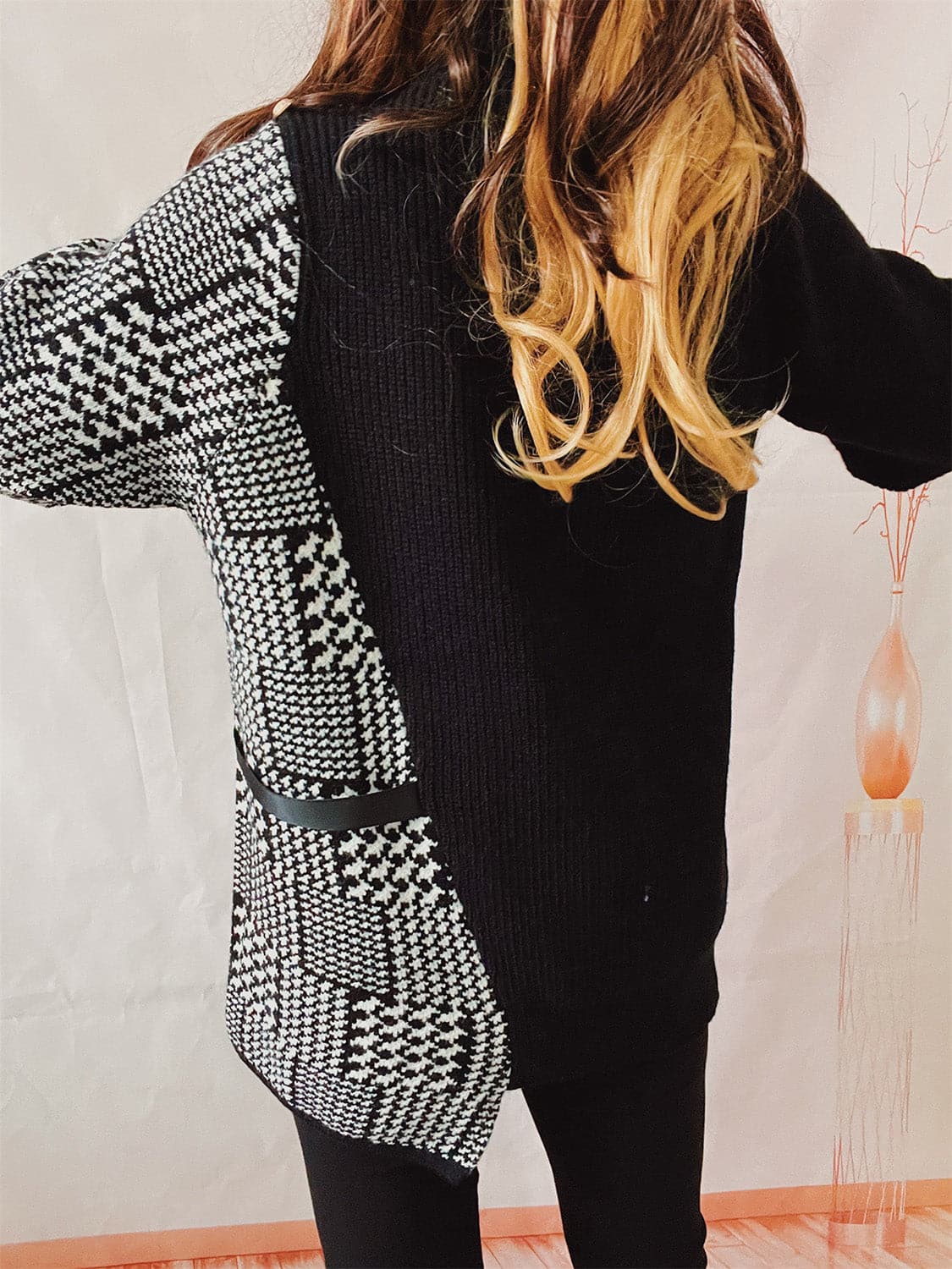 Houndstooth Turtleneck Long Sleeve Slit Sweater.