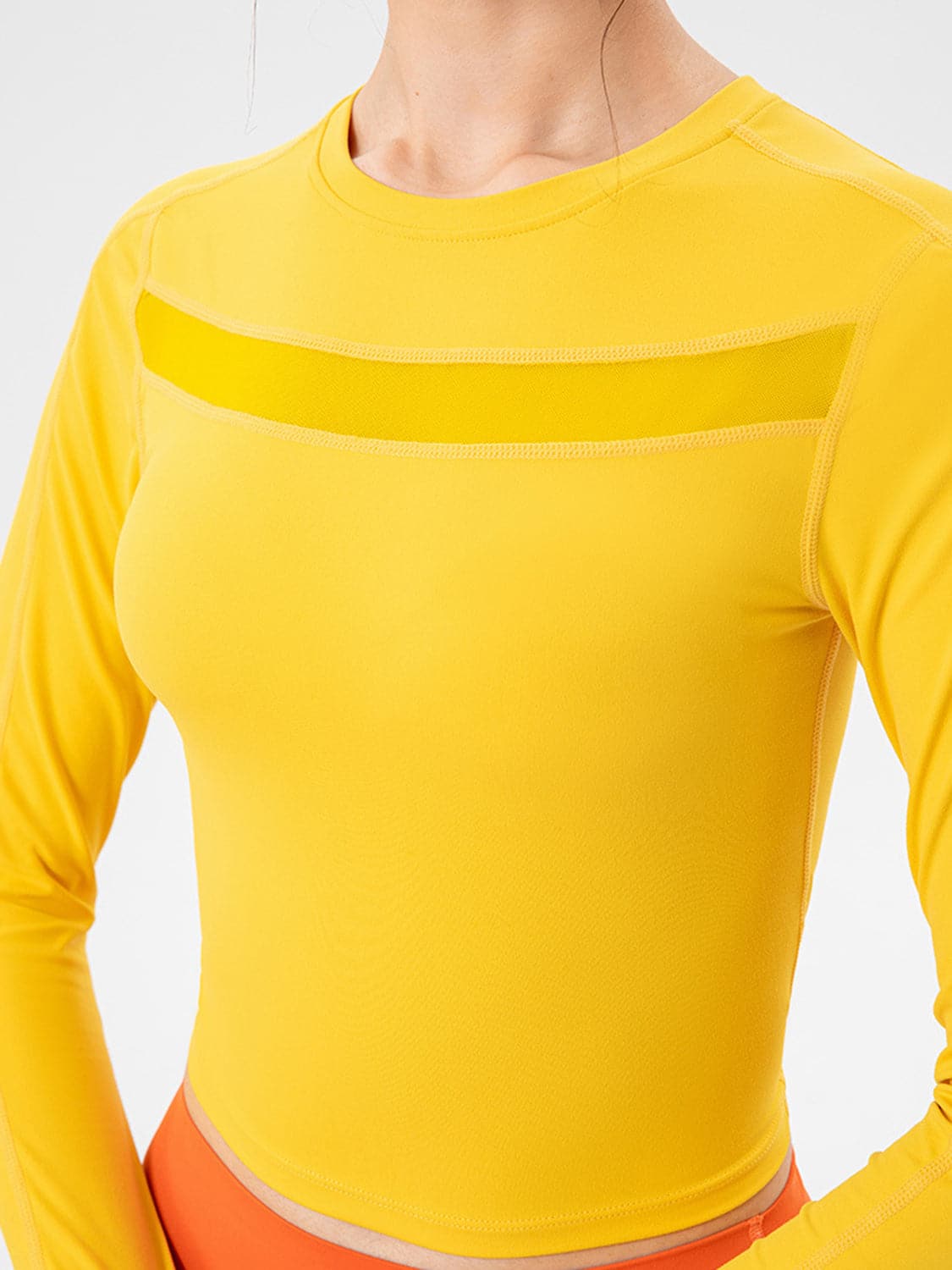 Round Neck Long Sleeve Active T-Shirt.