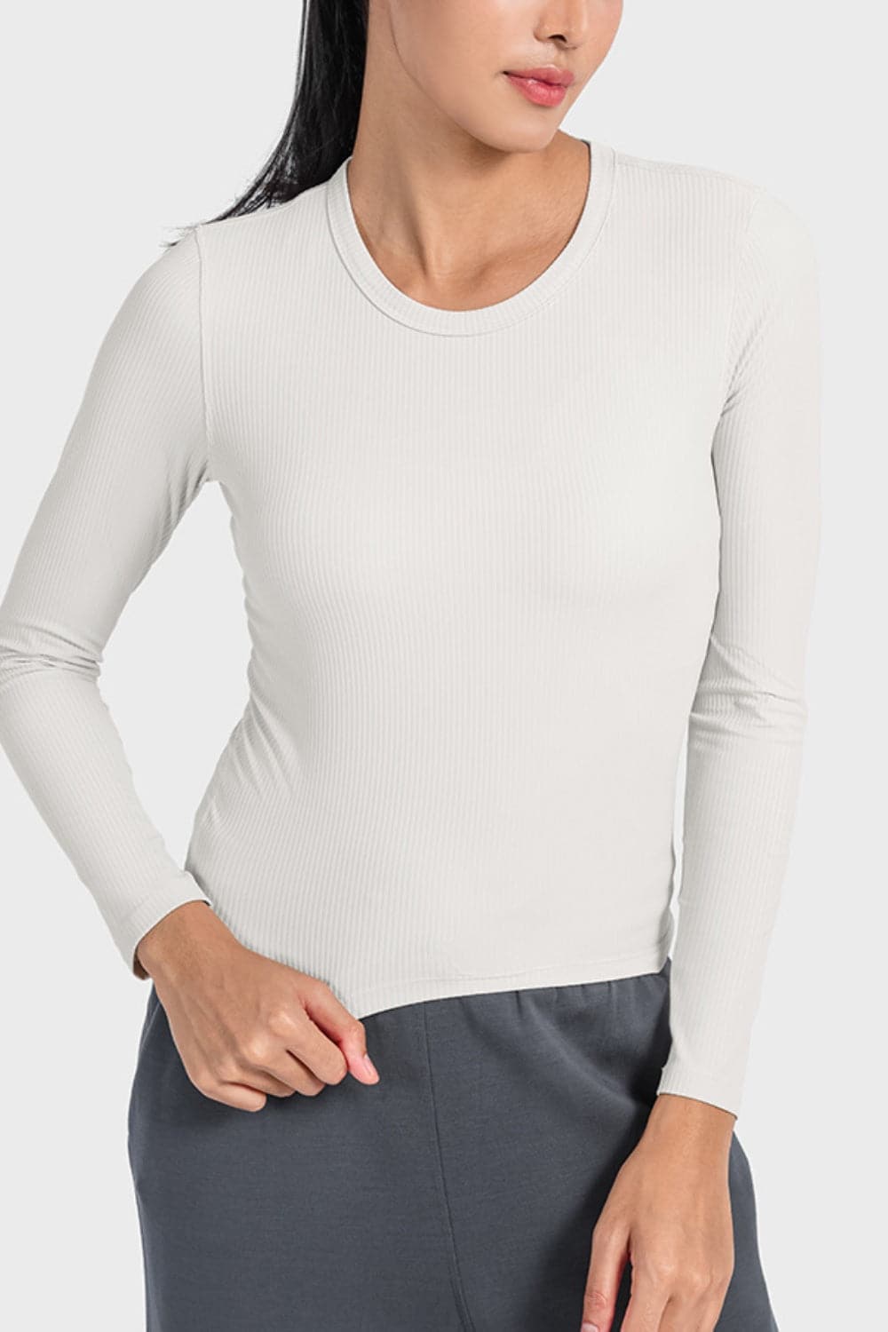 Round Neck Long Sleeve Sports Top.