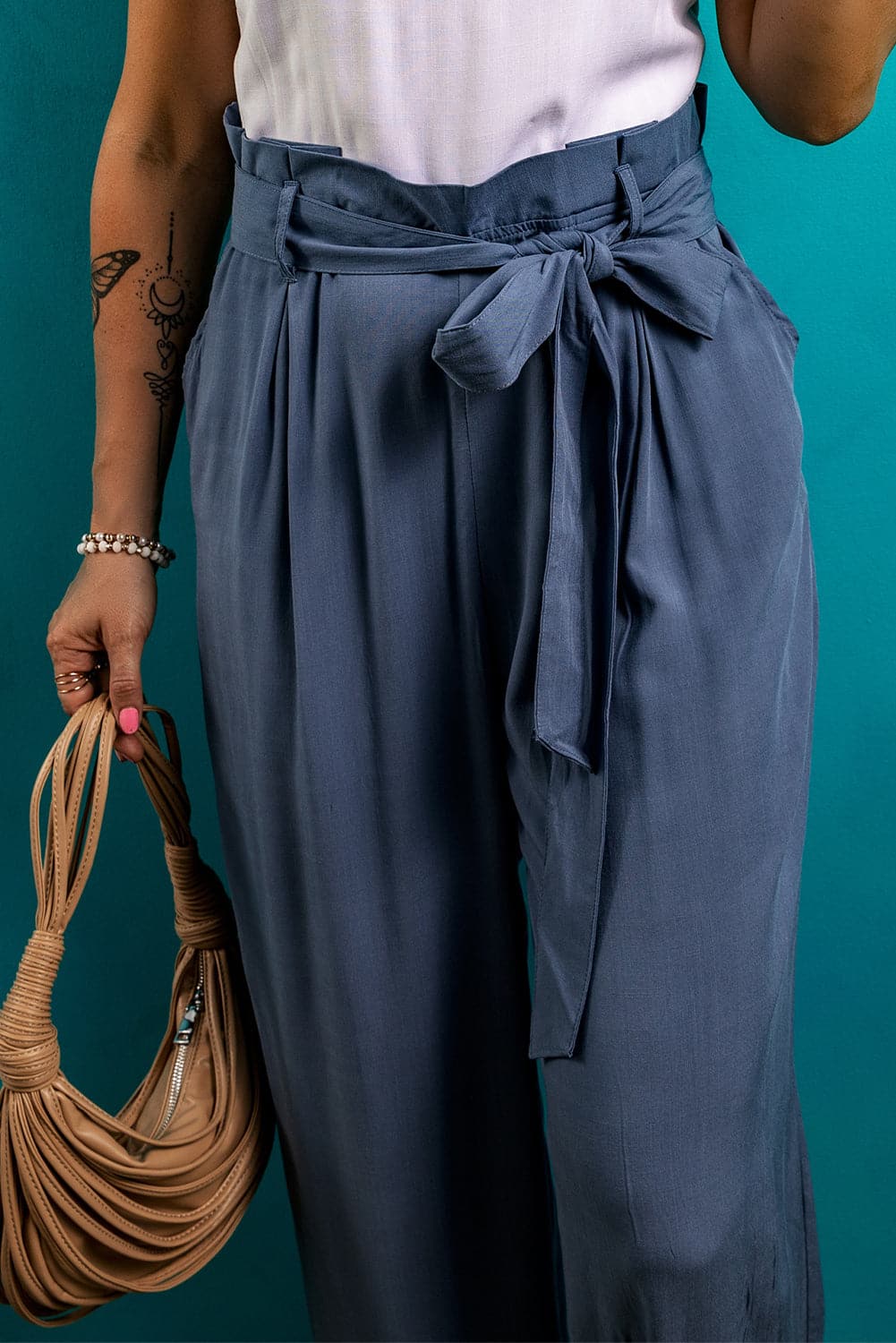 Tied Wide Leg Pants with Pockets.