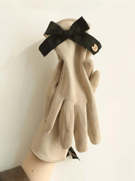Bow-Decorated Gloves Simply Love
