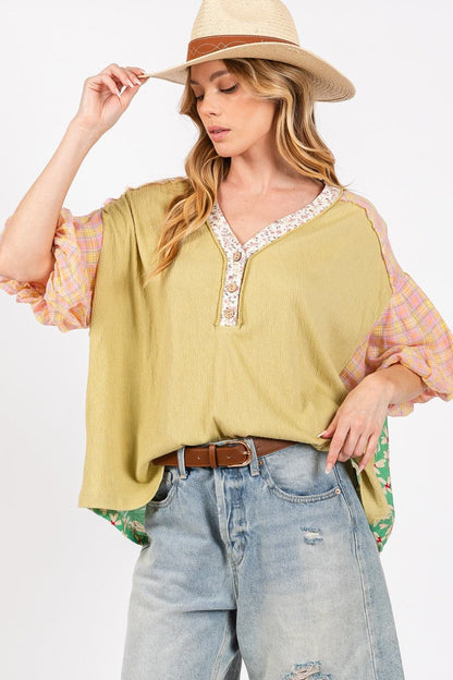 SAGE + FIG Color Block Bubble Sleeve Top.