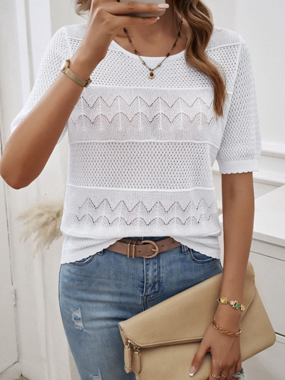 Round Neck Half Sleeve Knit Top.