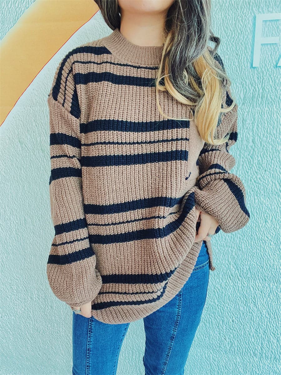 Cozy striped long sleeve sweater with pockets