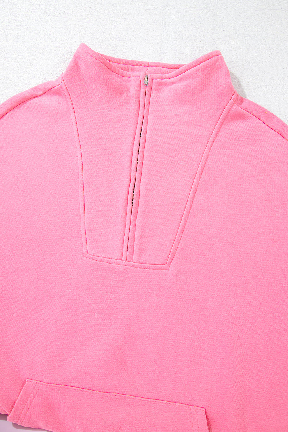 Cozy bonbon zip-up sweatshirt with kangaroo pockets