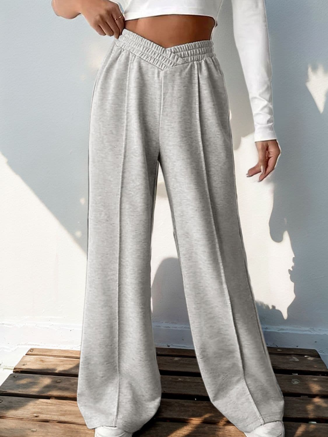 Elastic Waist Wide Leg Pants.