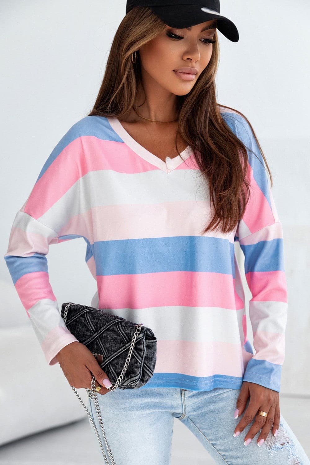 Color Block V-Neck Long Sleeve T-Shirt.