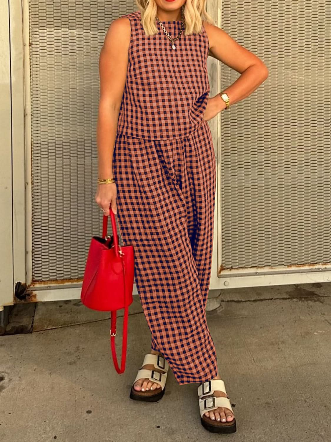 Chic Lovelet Plaid Sleeveless Top and Pants Ensemble