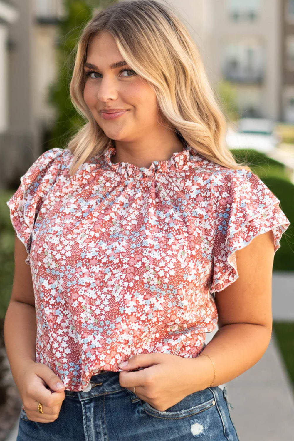 Chic pink plus size floral ruffle sleeve blouse