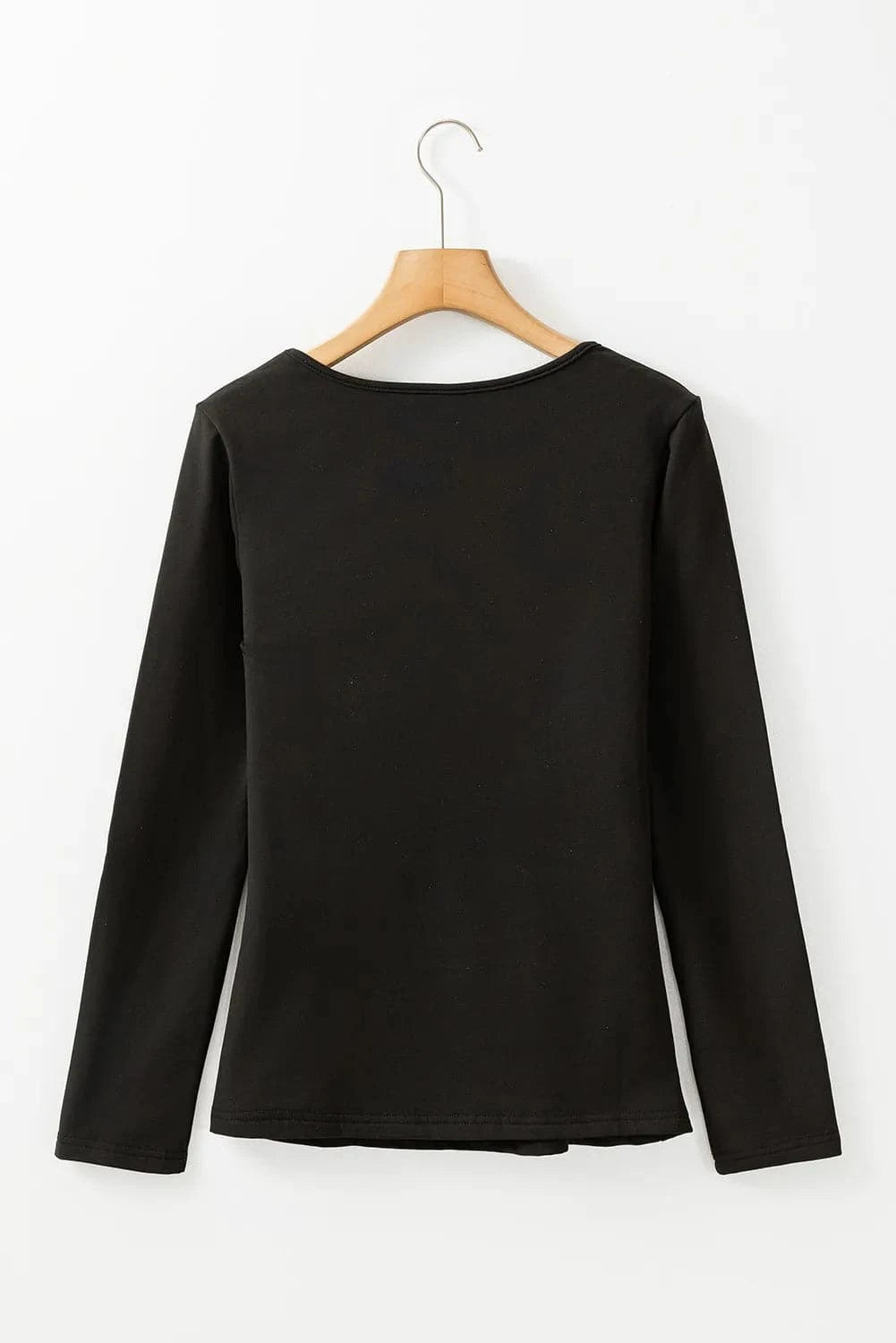 Versatile round neck long sleeve top for everyday wear