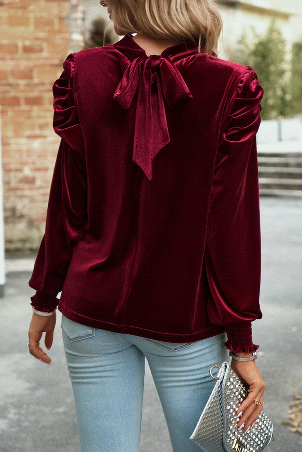 Tie Up Mock Neck Velvet Fabric Long Sleeve BlouseTie Up Mock Neck Velvet Fabric Long Sleeve Blouse
 Upgrade your wardrobe with our Tie Up Mock Neck Velvet Fabric Long Sleeve Blouse, the epitome of elegance and sophLove Salve Mock Neck Velvet Fabric Long Sleeve BlouseBlouses