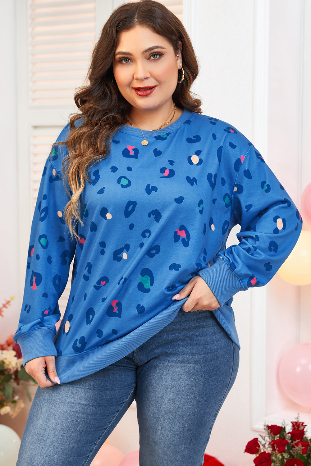 Sky blue leopard print drop shoulder pullover for effortless style