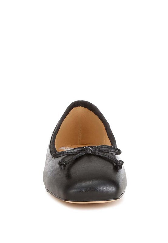 Chic square-toe ballerinas with bow detail