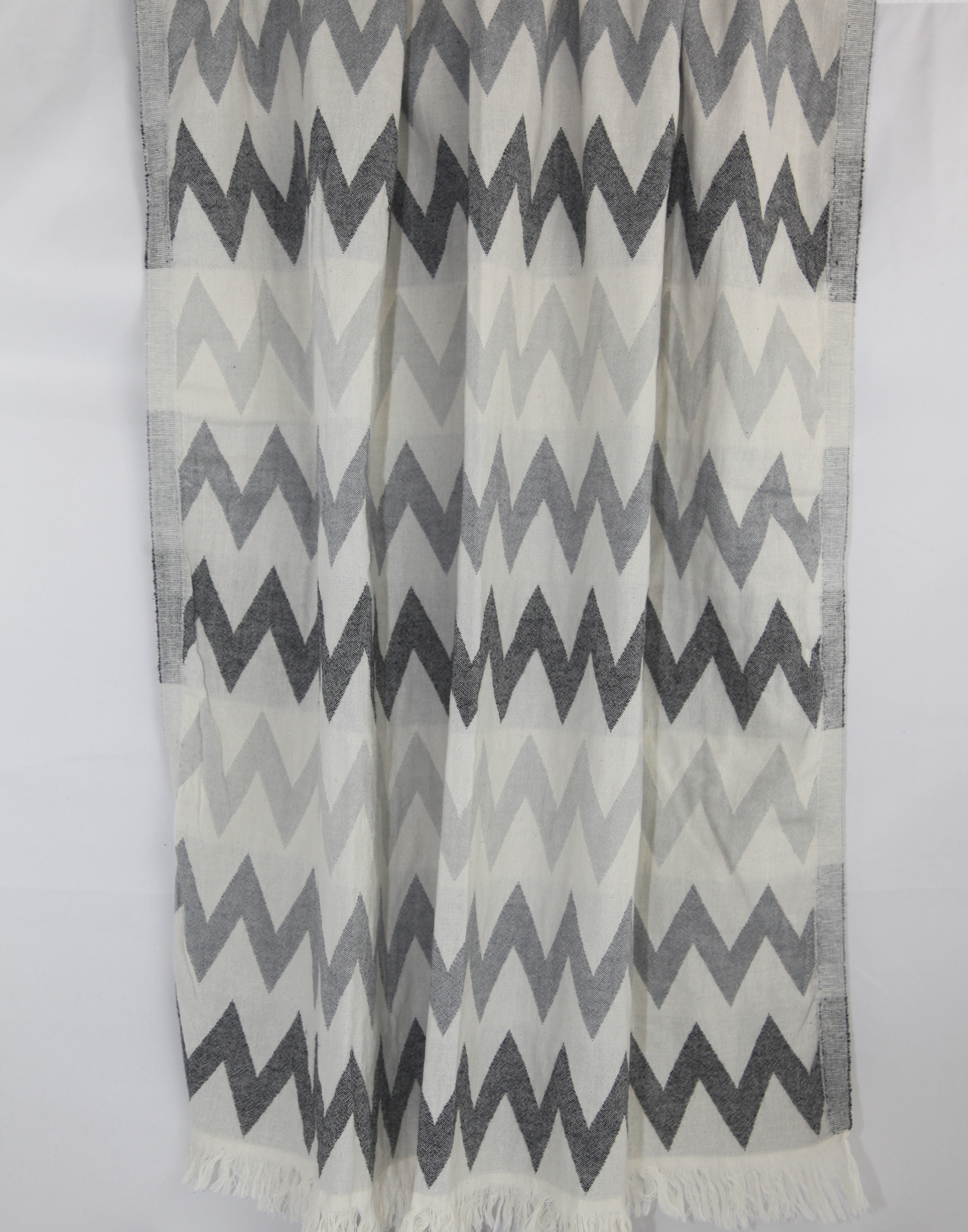Zig Zag Turkish Towel 100 Percent Natural Cotton Quick Drying Lightweight Versatile Beach Bath Blanket - Love Salve 