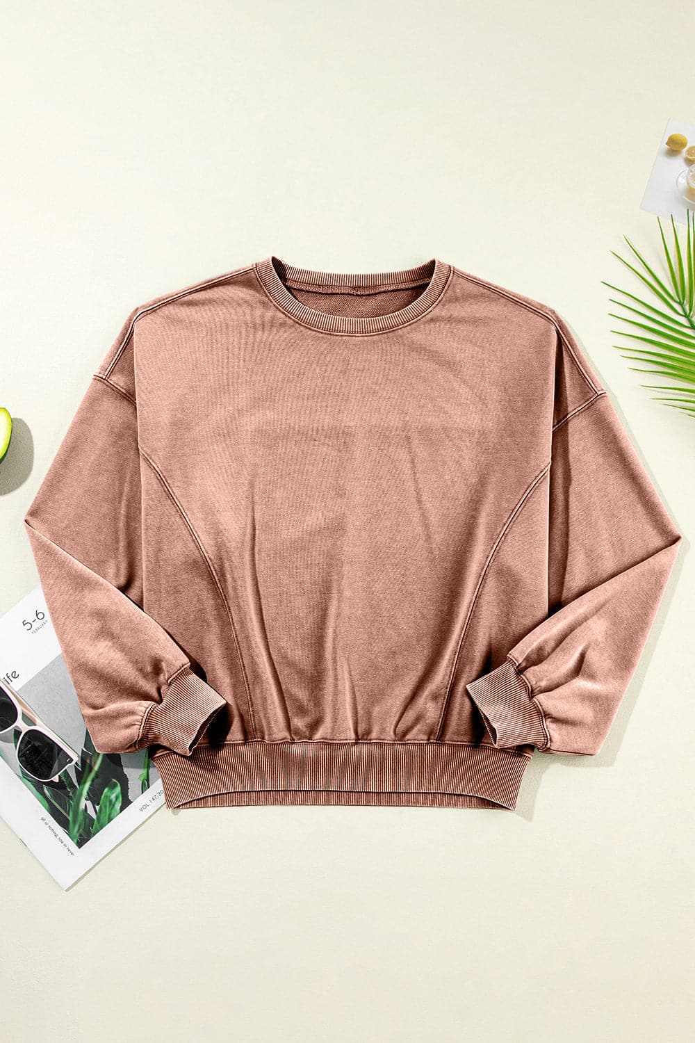 Round Neck Long Sleeve Sweatshirt.