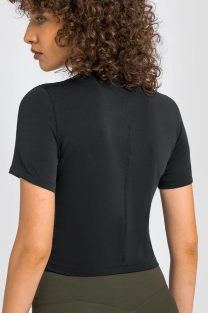 Round Neck Short Sleeve Yoga Tee.