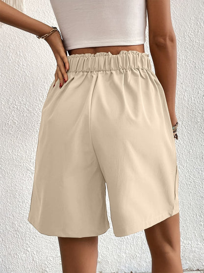 Pocketed Half Elastic Waist Shorts.