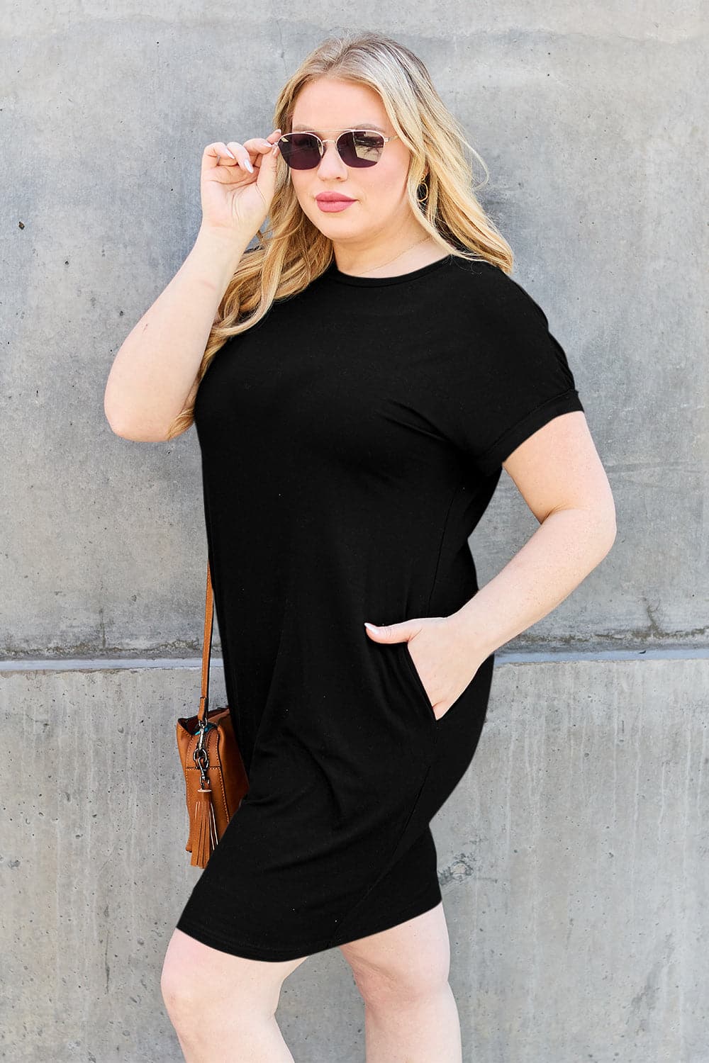 Basic Bae Bamboo Full Size Round Neck Short Sleeve Dress with Pockets.