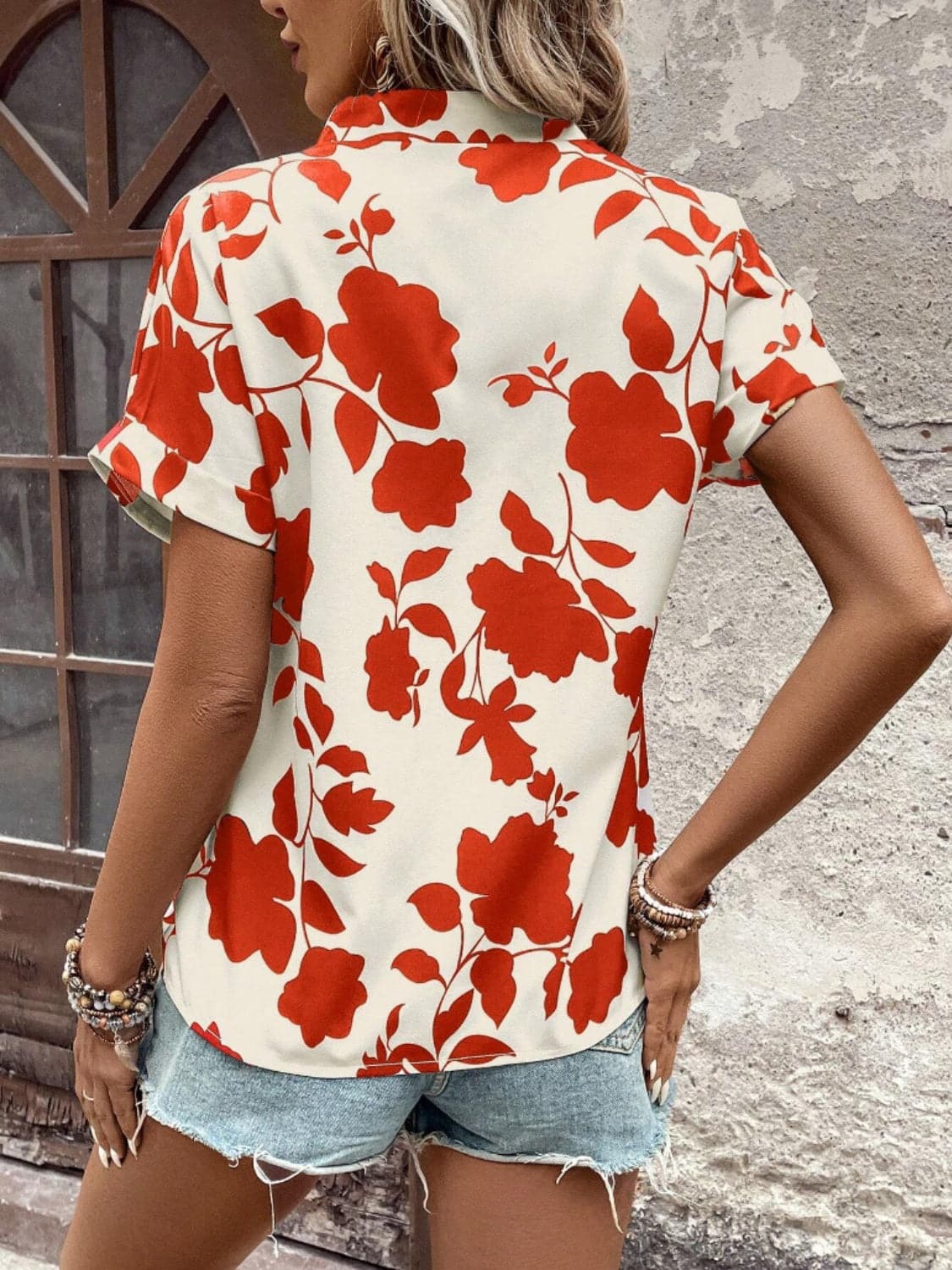 Flower Notched Short Sleeve Blouse.