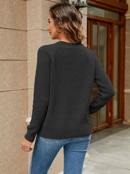 Round Neck Raglan Sleeve Sweater.