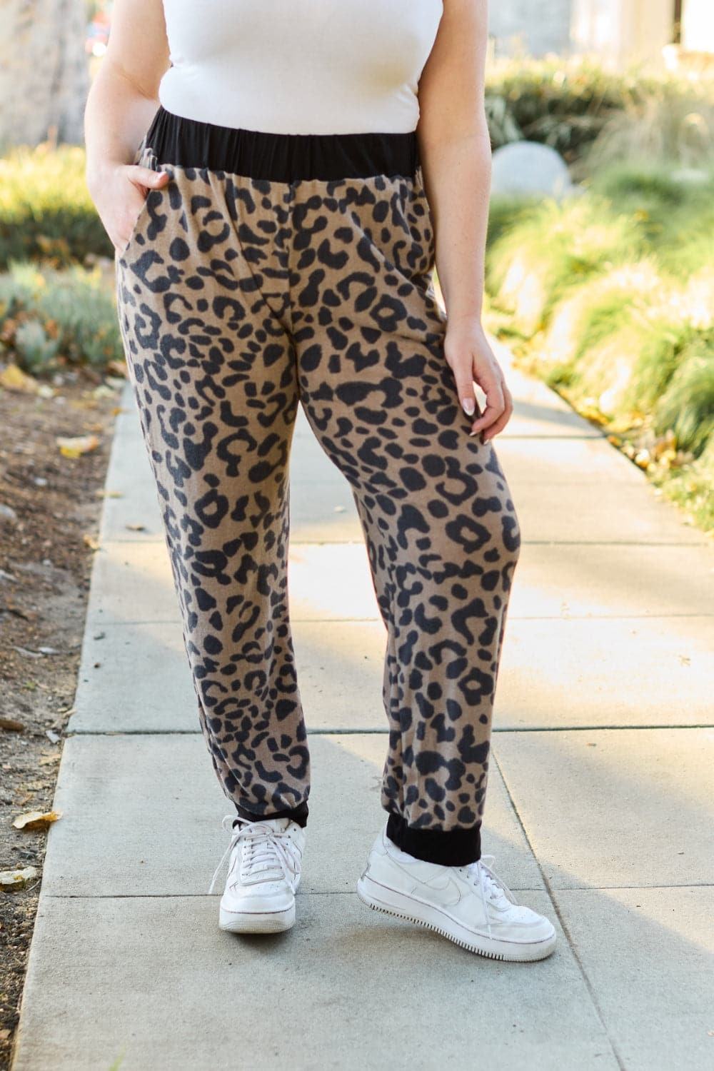 Celeste Design Full Size Leopard Contrast Sweatpants.