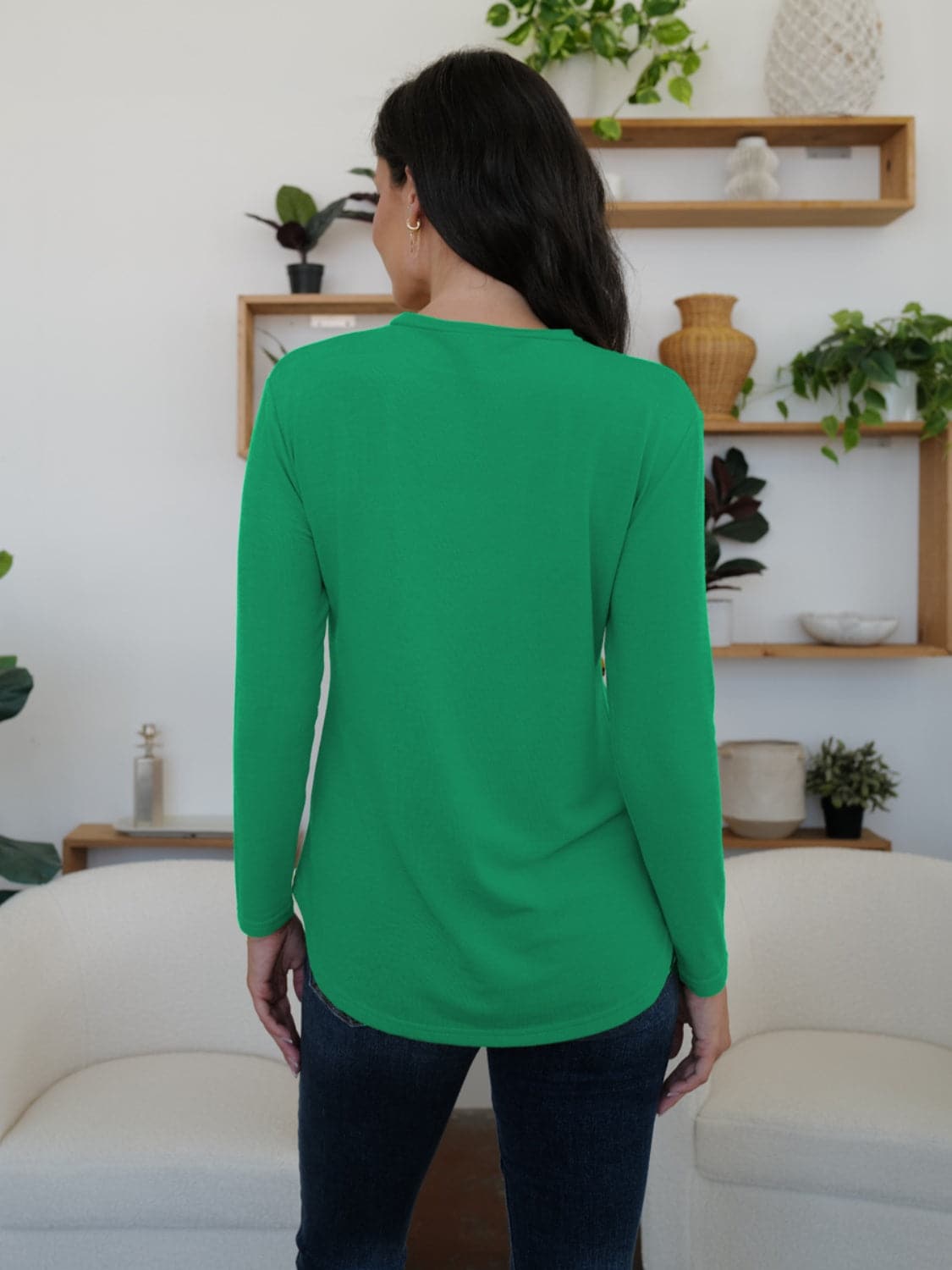 Elegant long sleeve tee with buttons