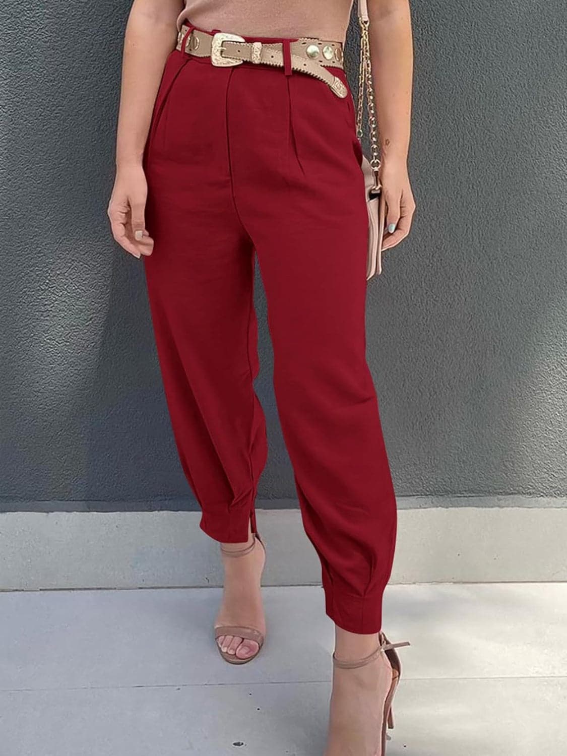 High Waist Cropped Pants.