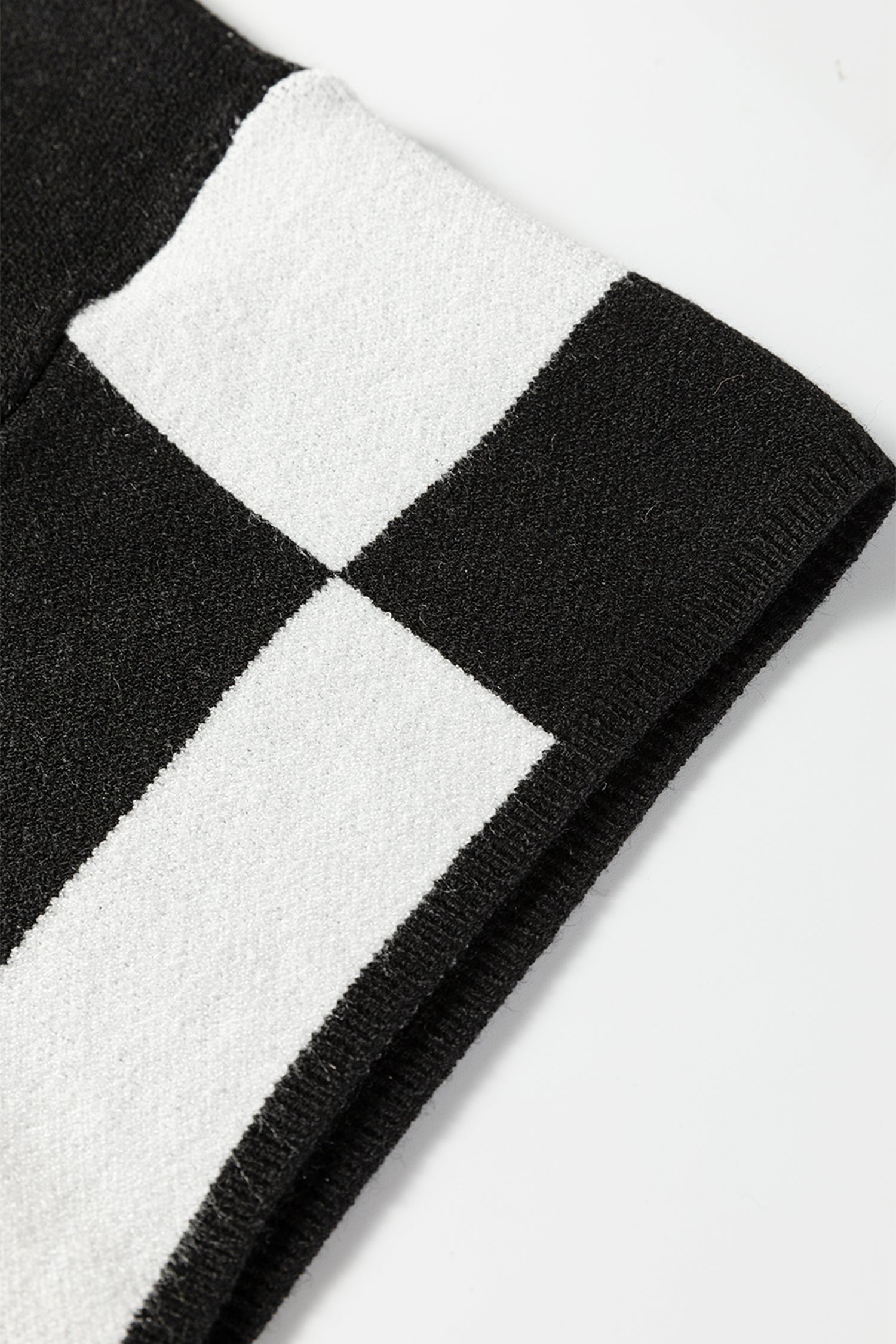 Black Checkered Pattern Loose Drop Shoulder Half Sleeve Knit Sweater For Women Dear-Lover Dropshipping