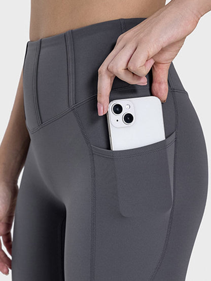 Pocketed High Waist Active Leggings.