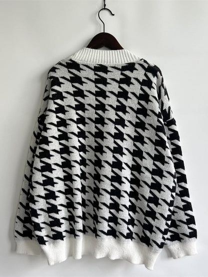 Houndstooth Botton Front  Cardigan with Pockets.