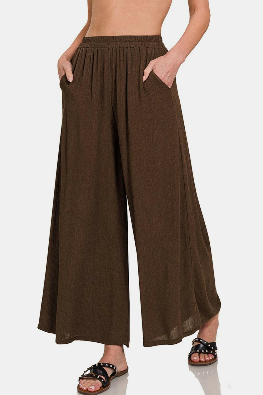 Zenana Woven Wide Leg Pants With Pockets.