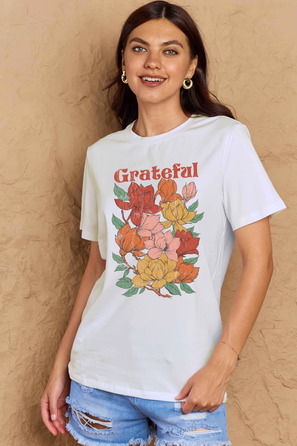 Simply Love: Grateful Flower Tee