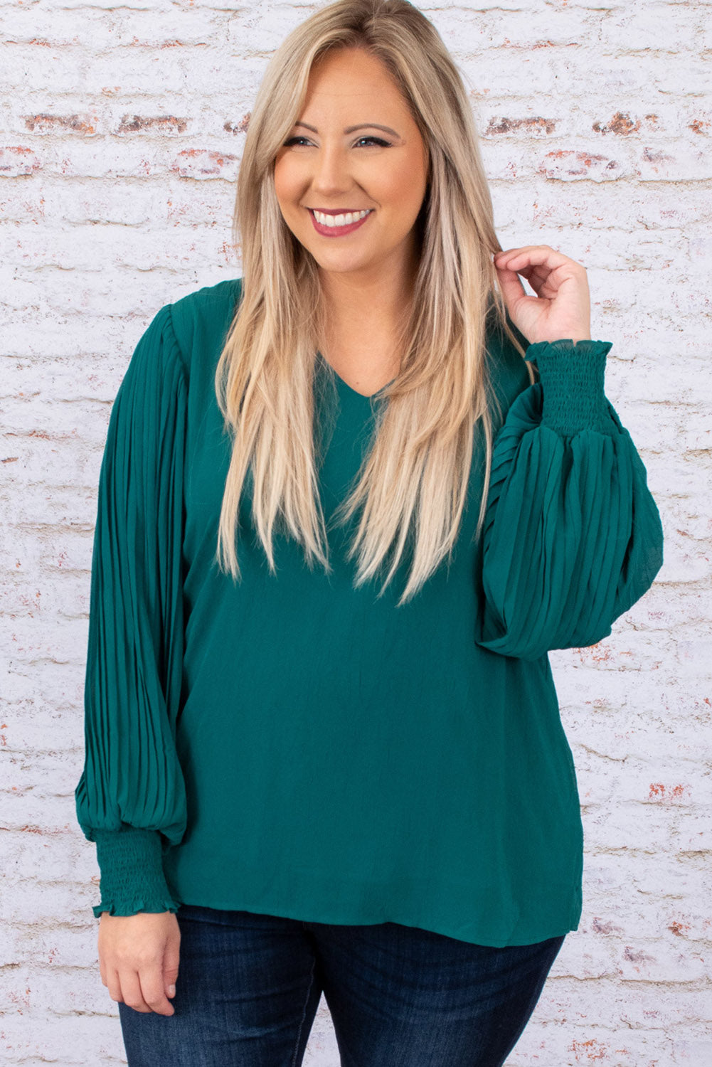 Chic green pleated bubble sleeve blouse for plus sizes