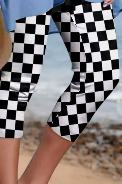 Checkered Skinny Capris.