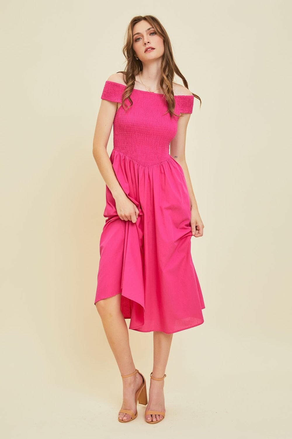 HEYSON Off-Shoulder Smocked Midi DressElevate Your Summer Wardrobe
 Discover effortless style with the HEYSON Off-Shoulder Smocked Midi Dress, the perfect addition to your summer fashion collection. WhetLove Salve -Shoulder Smocked Midi Dressusa