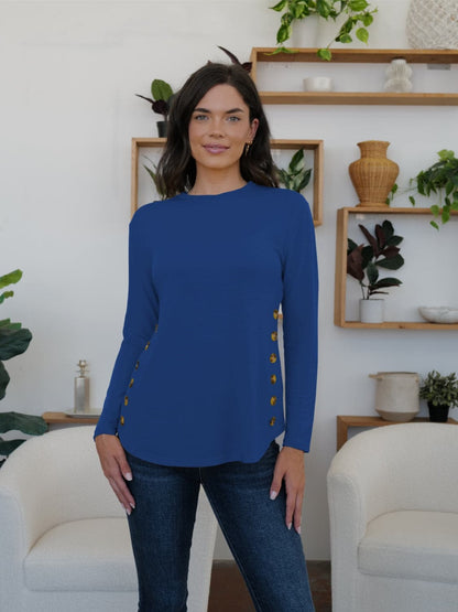 Elegant long sleeve tee with buttons