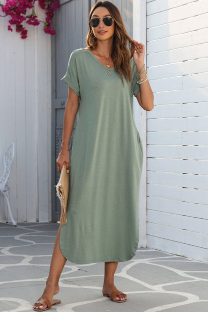 Elegant grass green maxi t-shirt dress with hidden pockets and stylish splits