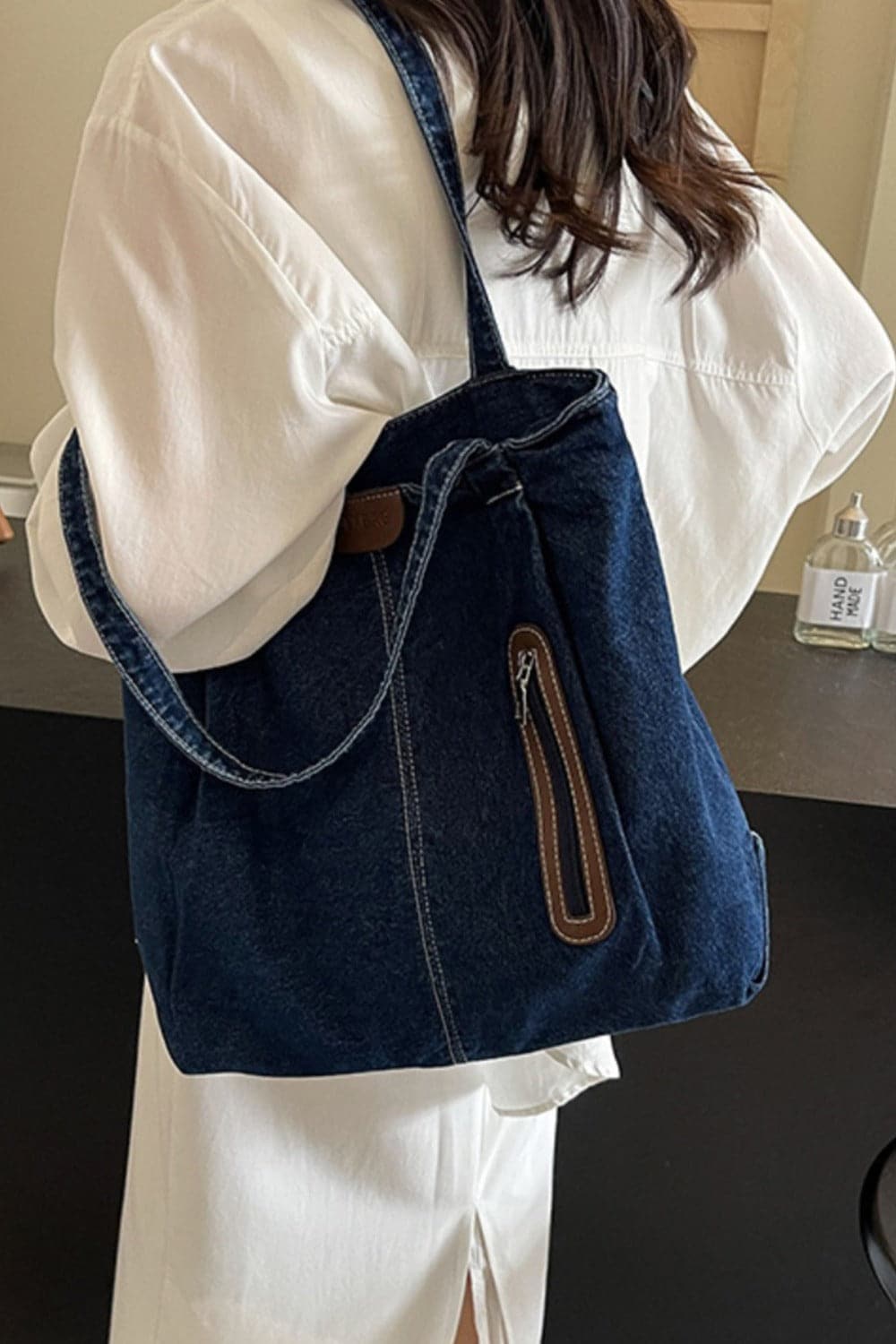 Chic medium denim tote bag