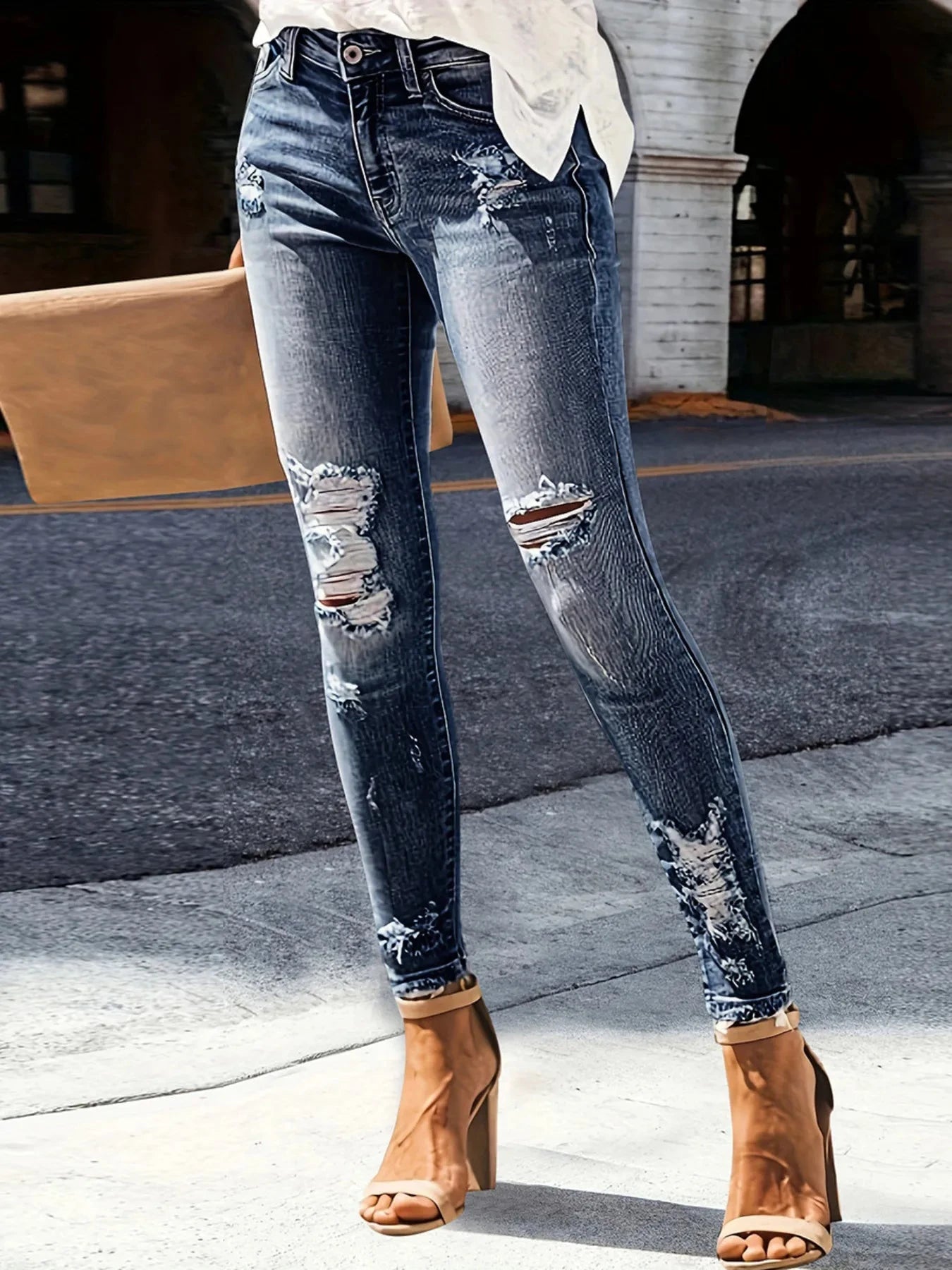 Distressed Skinny Jeans Coco’s Tee Boutique
