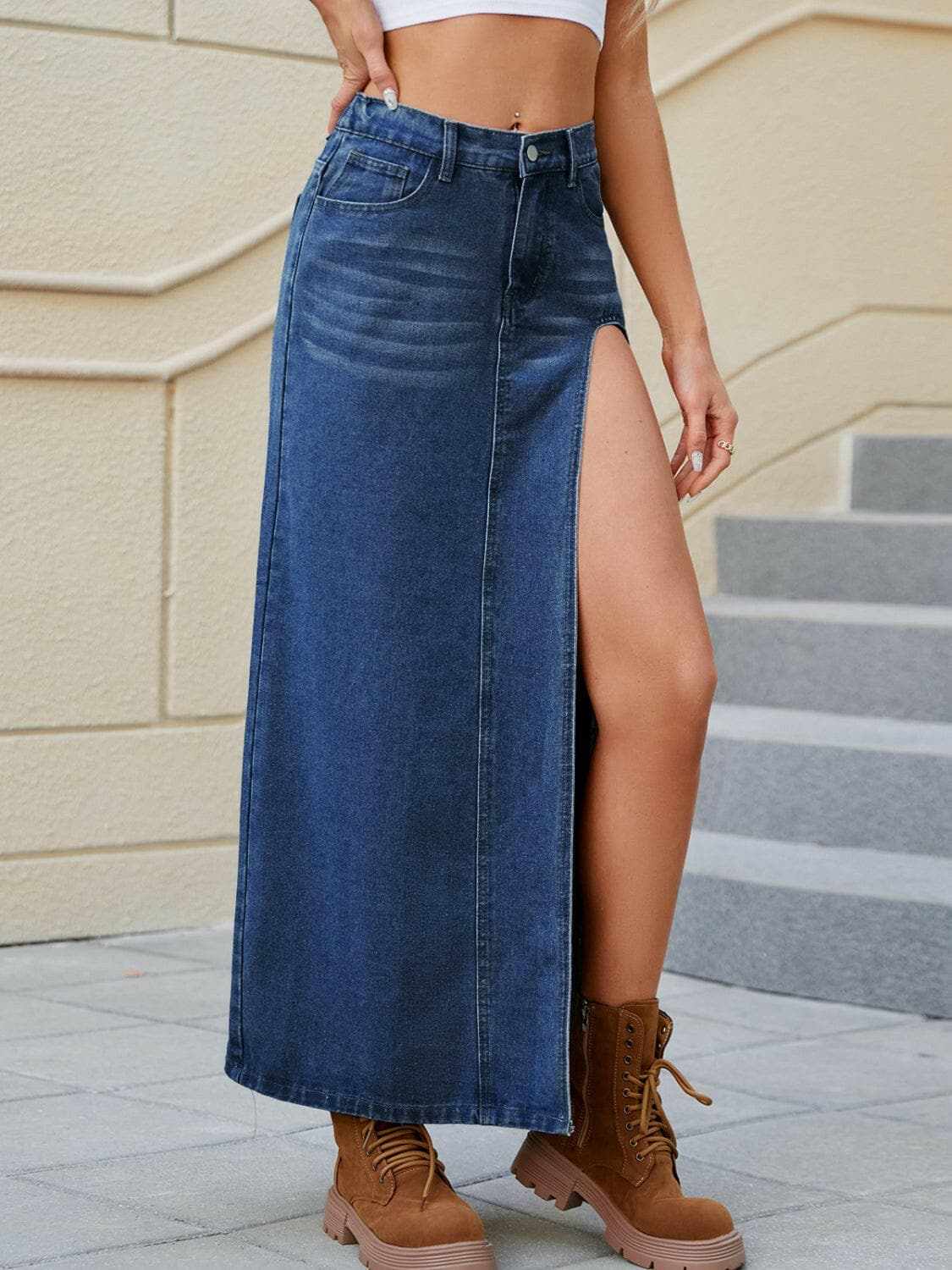Chic denim skirt with pockets - Love Salve 