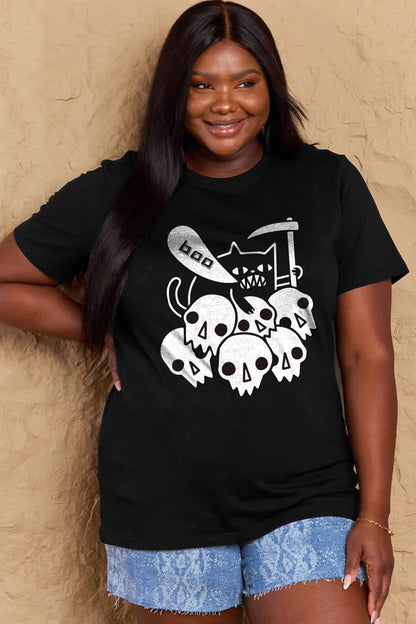 Casual comfort meets Halloween vibes: Graphic Boo cotton t-shirt