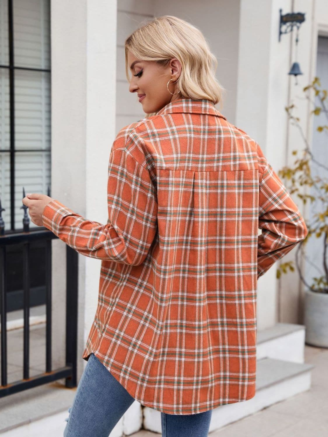 Plaid Button Up Long Sleeve Shirt.